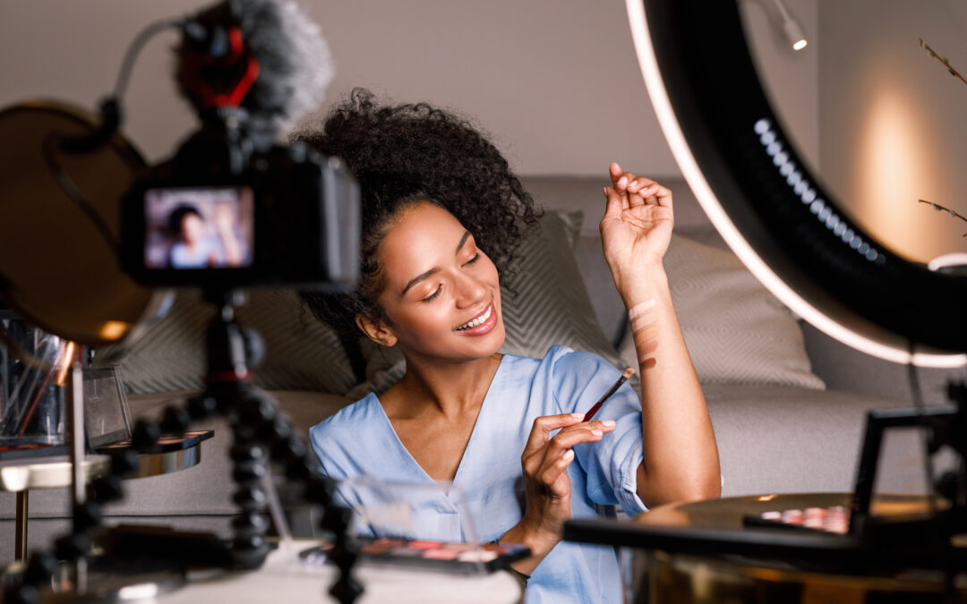 Influencers vs. Creadores UGC: La nueva era de autenticidad digital